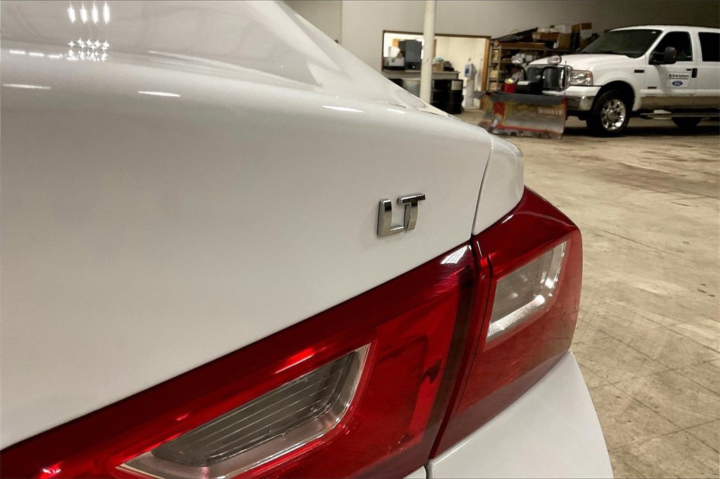 Used 2024 Chevrolet Malibu LT image 10