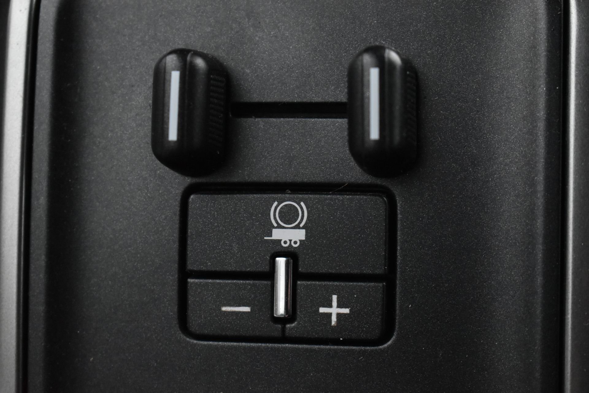 Used 2019 Chevrolet Silverado 3500 LTZ image 18