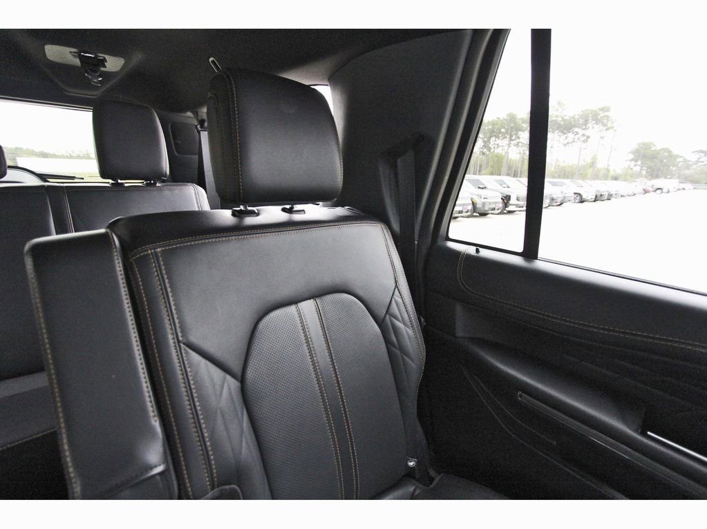Certified 2023 Ford Expedition Max Platinum image 13