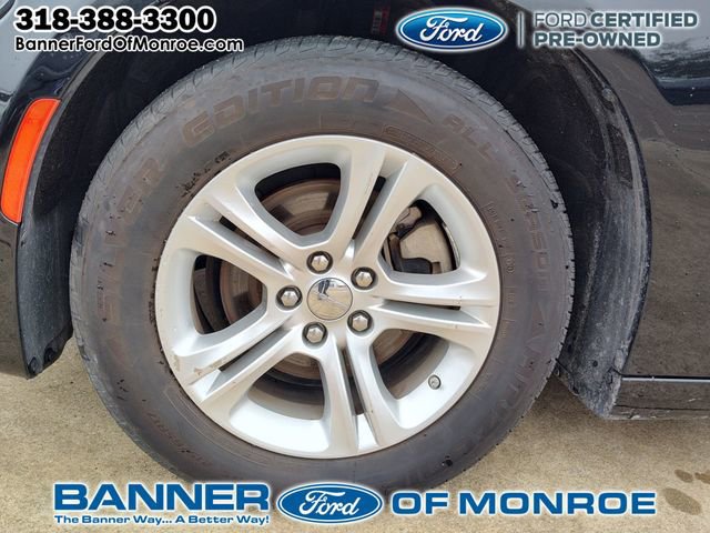 Used 2023 Dodge Charger SXT image 9
