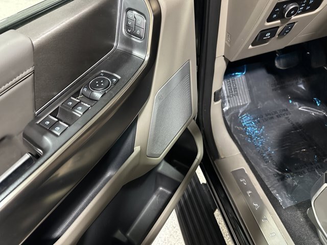 Certified 2024 Ford F150 Platinum w/ Equipment Group 703A Plus AWD/4WD image 10