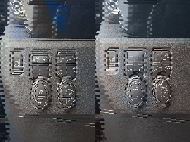 Used 2024 Chevrolet Silverado 1500 RST w/ Convenience Package II image 22