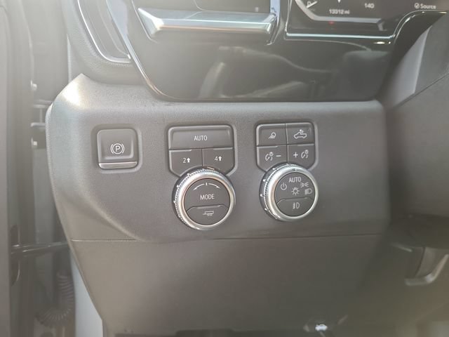 Used 2026 GMC Sierra 1500 SLT AWD/4WD image 22