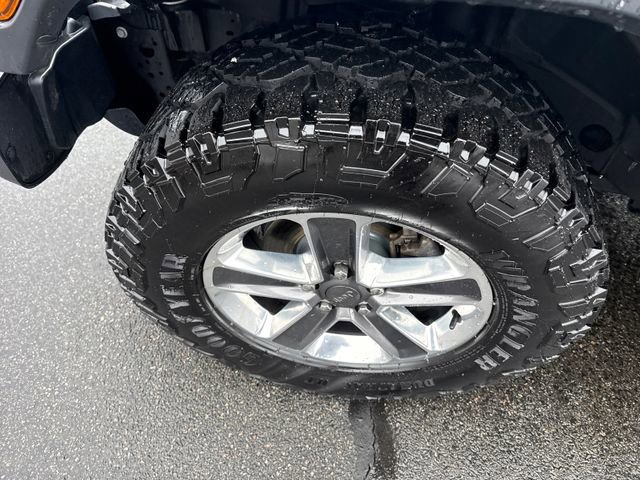 Used 2020 Jeep Wrangler Unlimited Sahara image 15