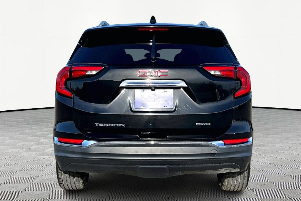 Used 2021 GMC Terrain SLT image 3
