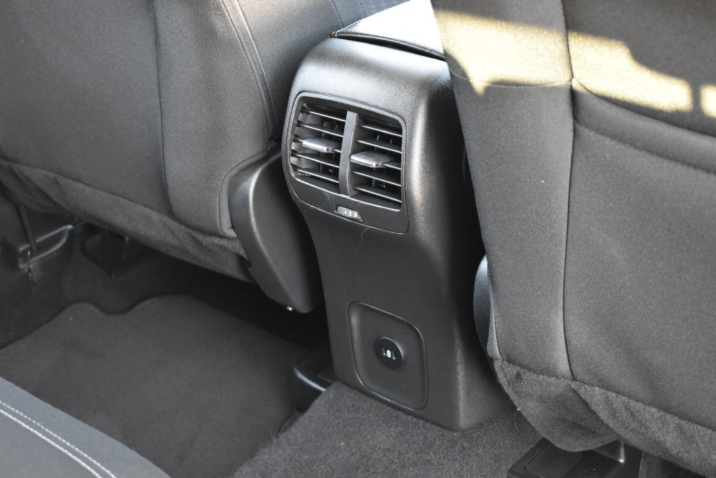Certified 2025 Ford Escape Active AWD/4WD image 29