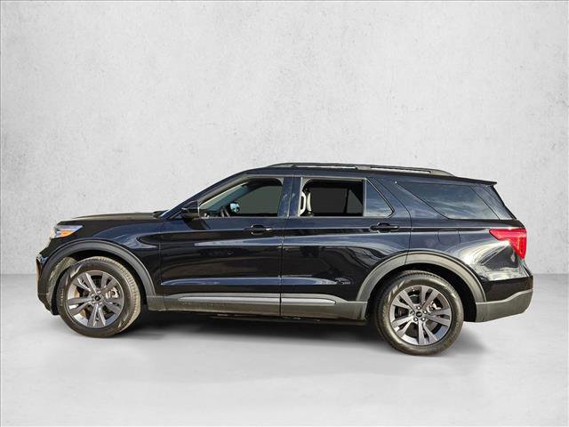 Certified 2023 Ford Explorer XLT w/ Equipment Group 202A image 6