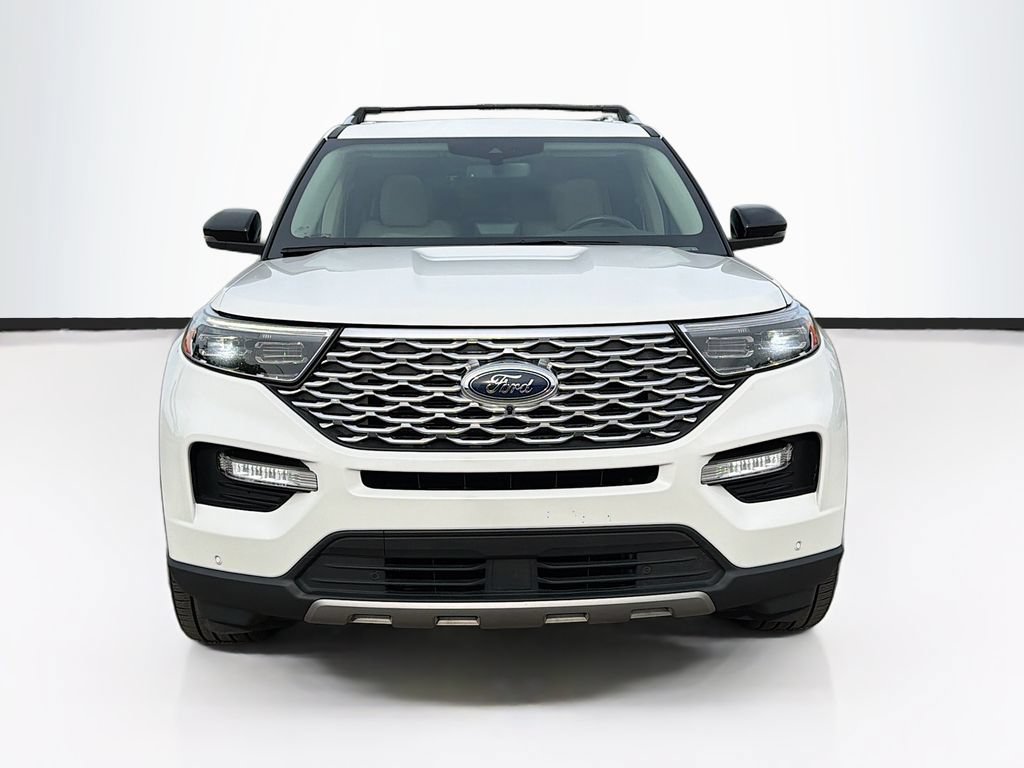 Certified 2023 Ford Explorer Platinum w/ Technology Package AWD/4WD image 2