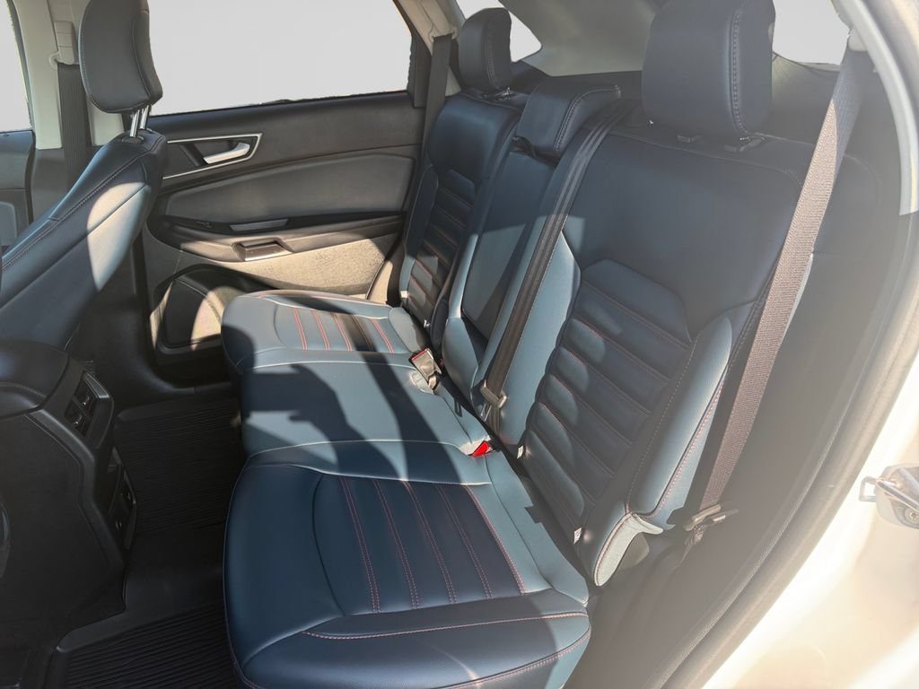 Certified 2024 Ford Edge SEL w/ Sport Appearance Package AWD/4WD image 13