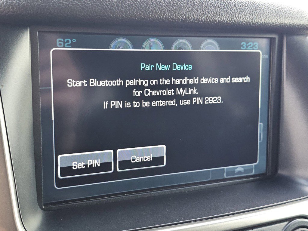 Used 2017 Chevrolet Suburban LS image 10