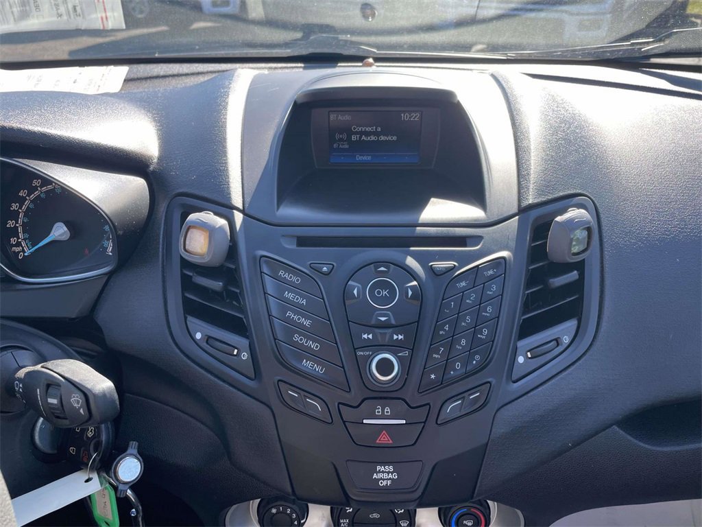 Certified 2018 Ford Fiesta SE image 16