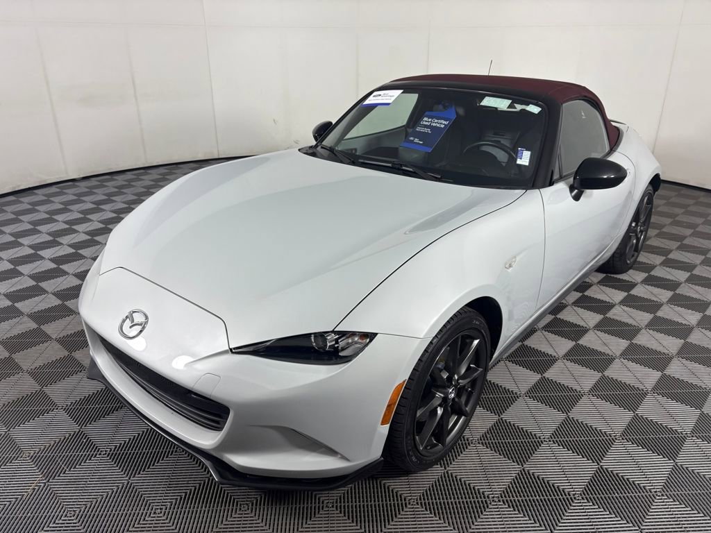 Used 2018 MAZDA MX-5 Miata Club image 3