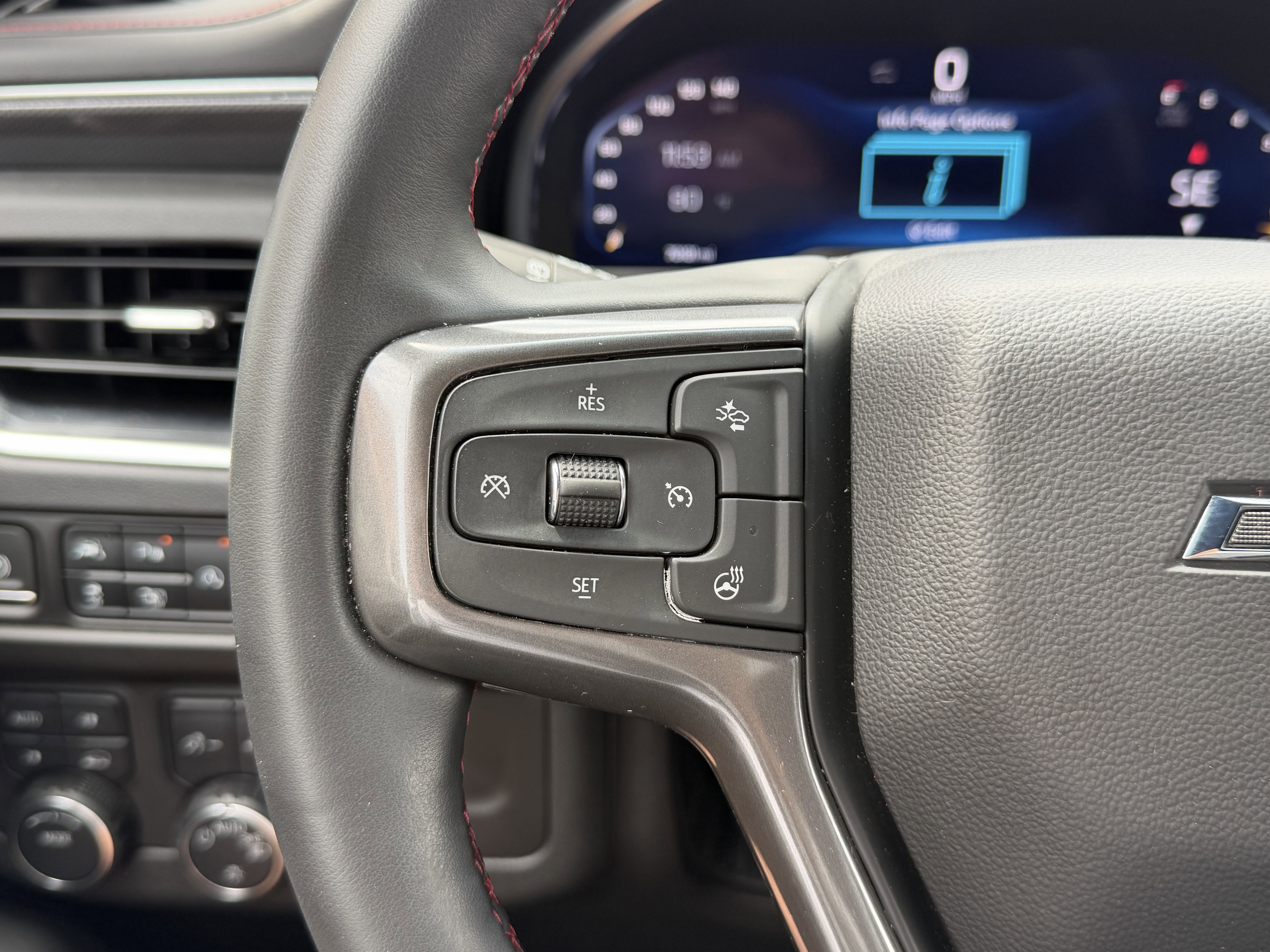 Used 2024 Chevrolet Tahoe RST w/ Luxury Package AWD/4WD image 16