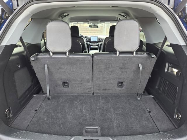 Certified 2022 Ford Explorer Limited RWD image 16