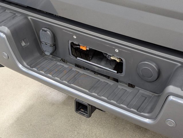 Used 2022 Chevrolet Colorado Z71 AWD/4WD image 26