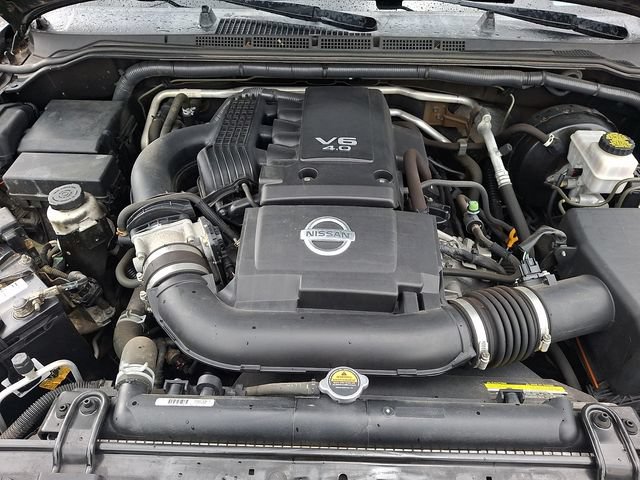 Used 2018 Nissan Frontier SV AWD/4WD image 34