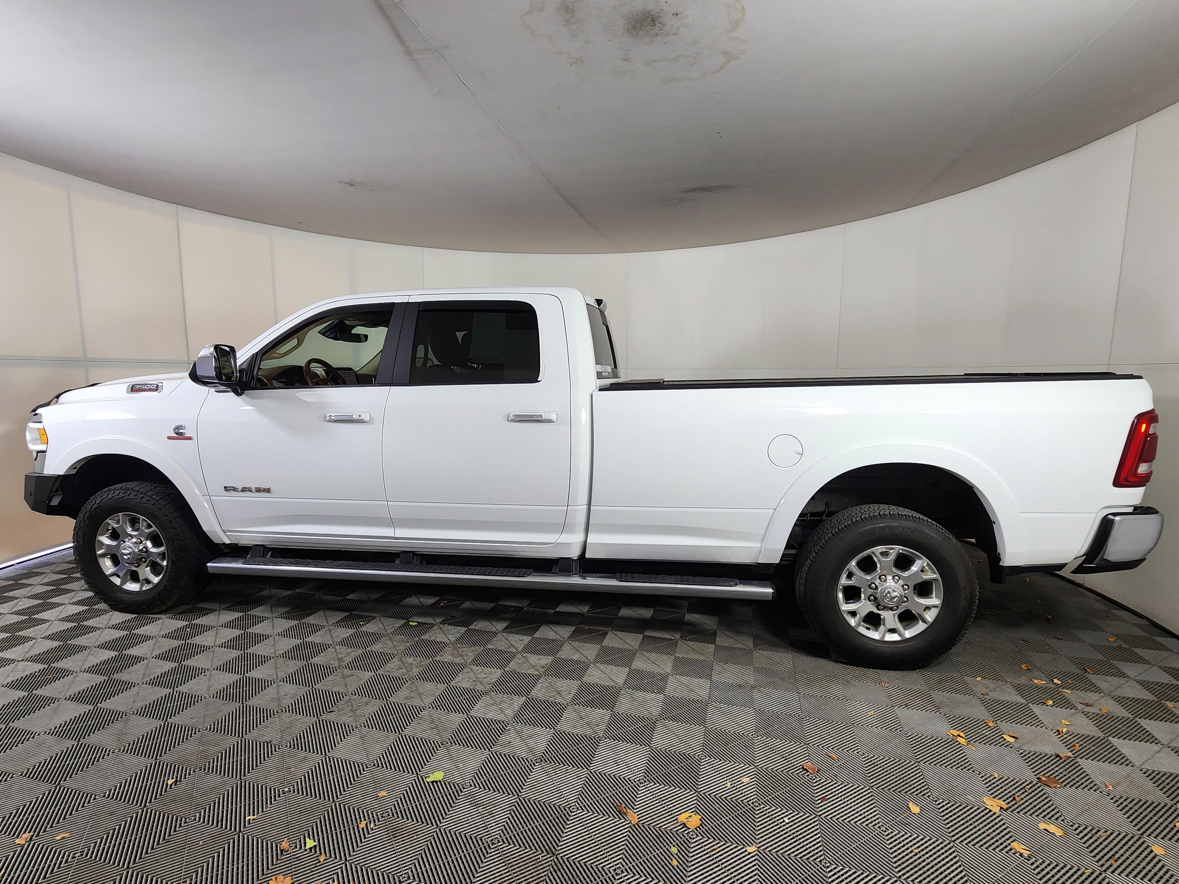 Used 2020 RAM 3500 Laramie image 4
