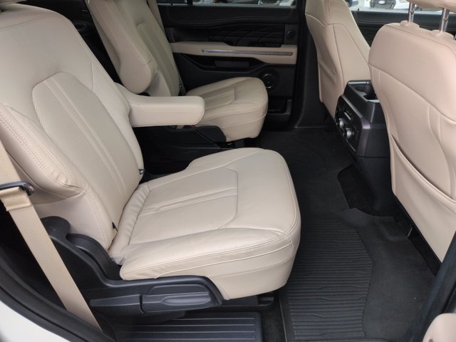 Certified 2022 Ford Expedition Platinum AWD/4WD image 35