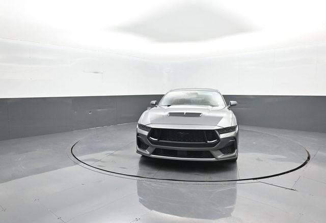 Certified 2025 Ford Mustang GT Premium RWD image 3