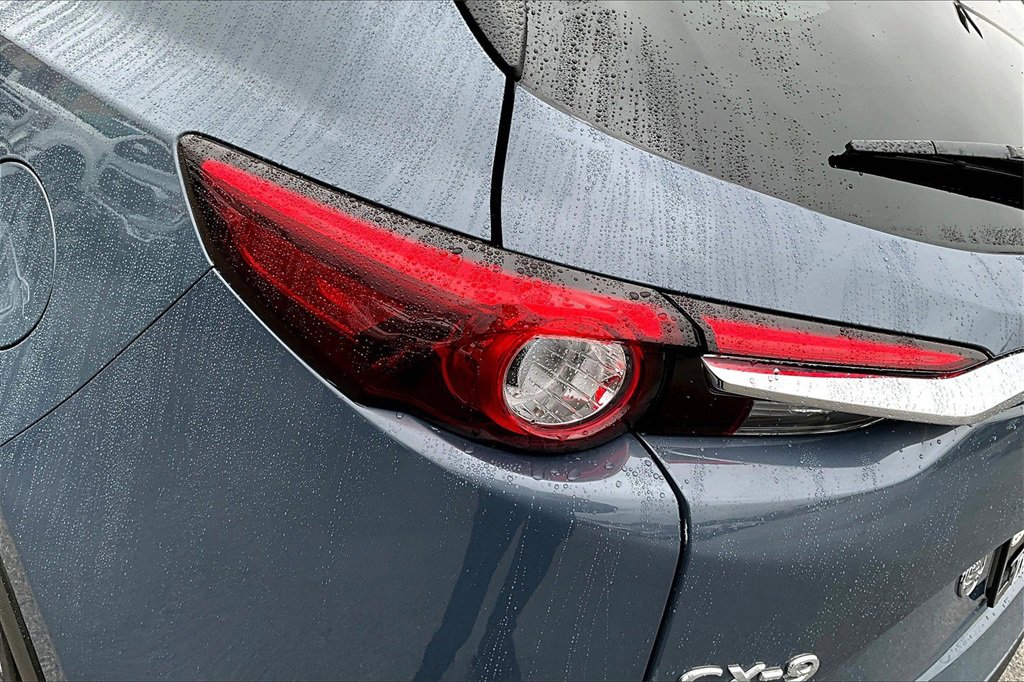 Used 2023 MAZDA CX-9 Carbon Edition image 30