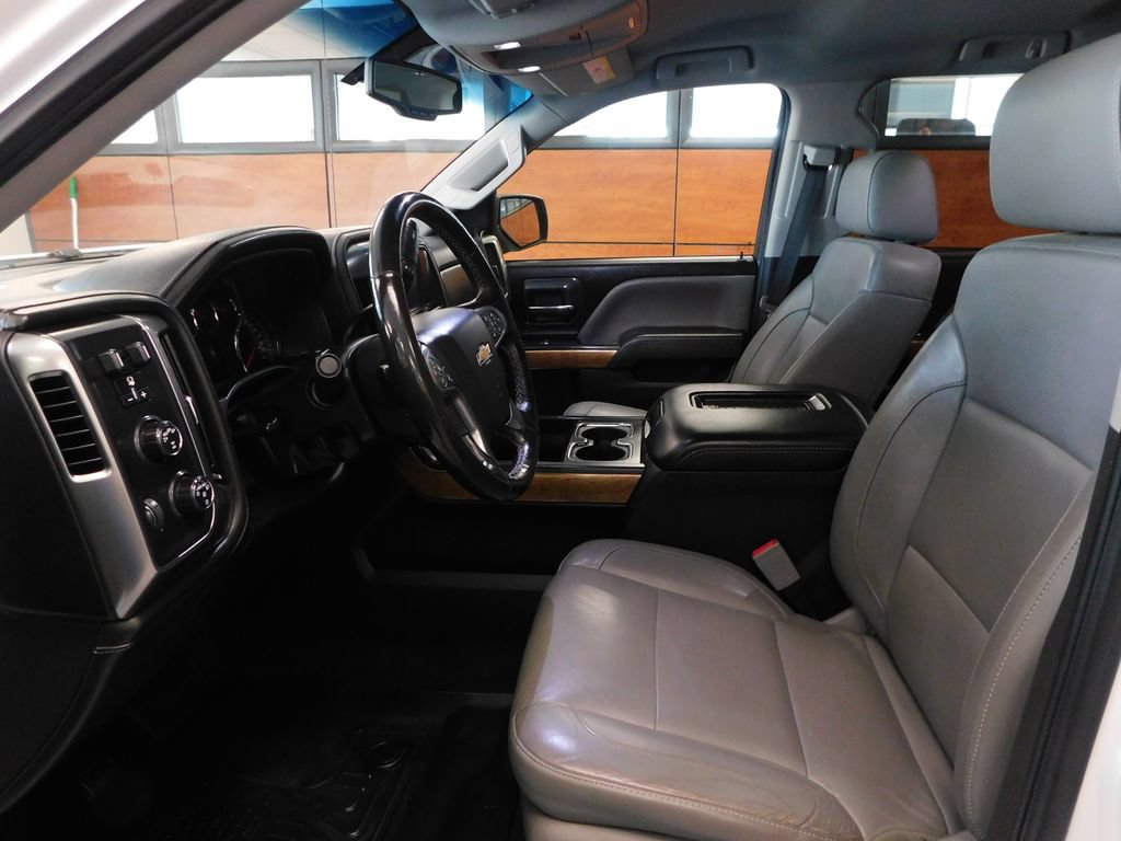 Used 2018 Chevrolet Silverado 1500 LTZ w/ Sport Package AWD/4WD image 24