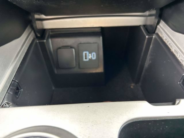Certified 2021 Ford Explorer XLT RWD image 23