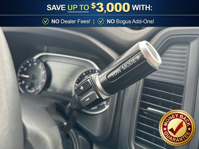 Used 2024 Nissan Titan SV AWD/4WD image 20