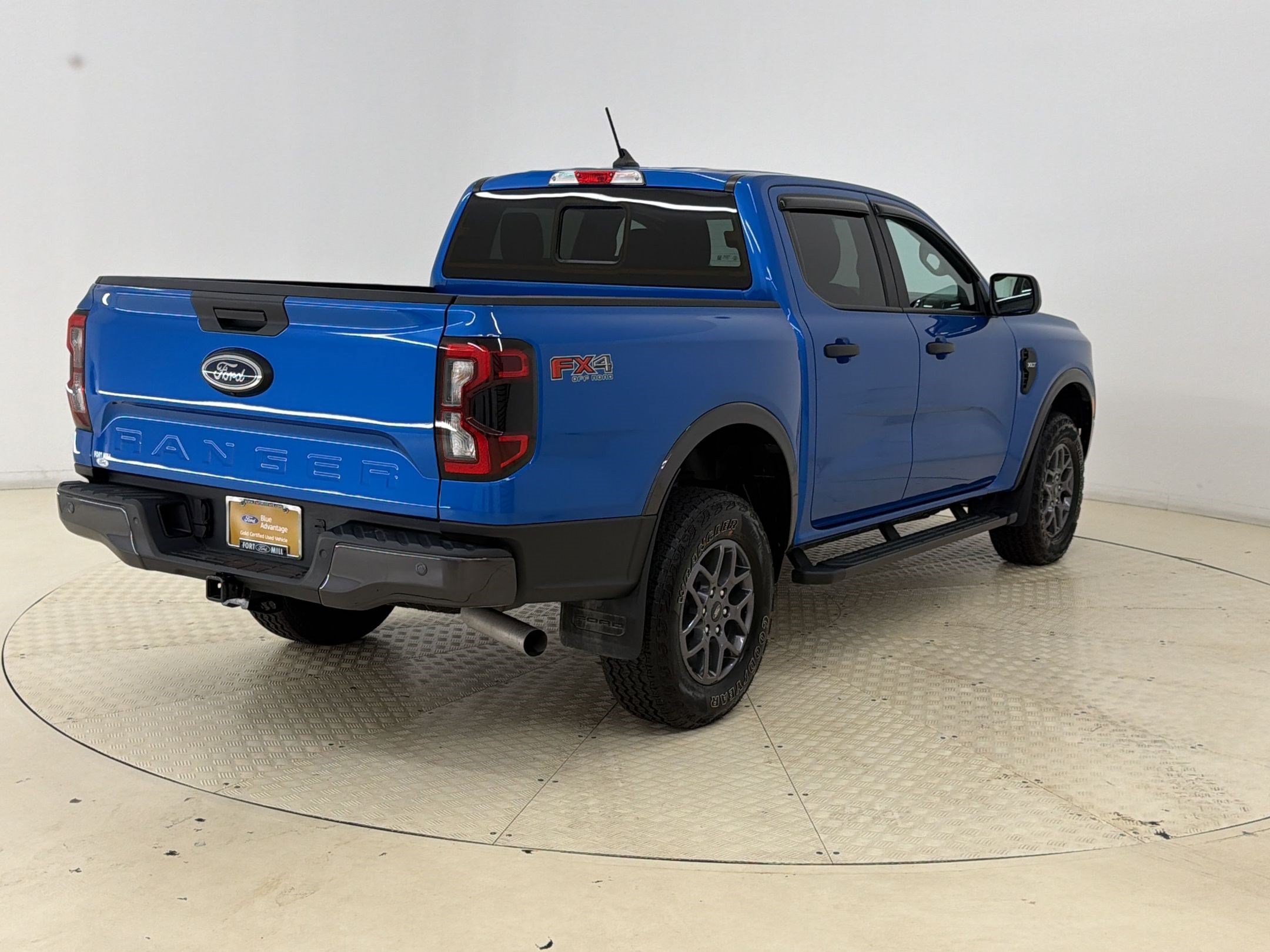 Certified 2024 Ford Ranger XLT w/ FX4 Off-Road Package AWD/4WD image 8