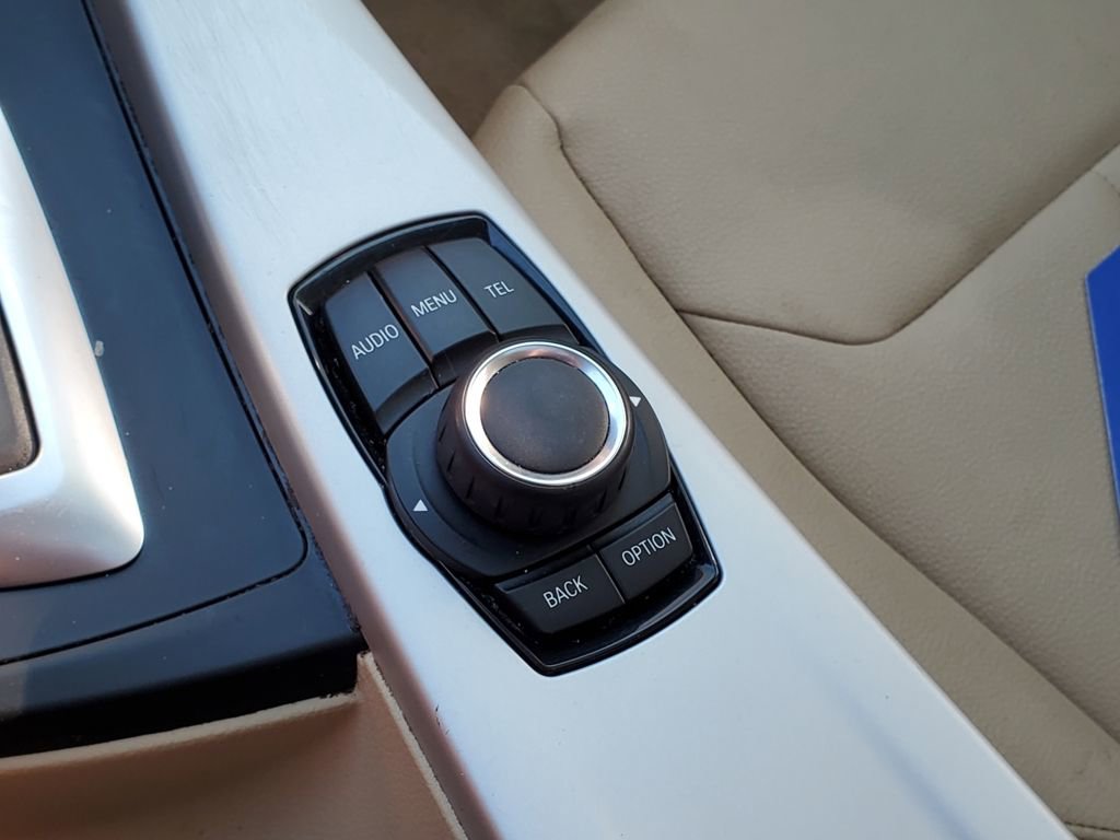 Used 2016 BMW 320i Sedan image 27