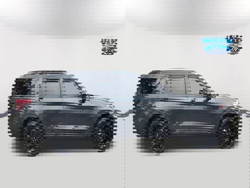 Certified 2023 Ford Explorer ST-Line w/ Class IV Trailer Tow Package image 4