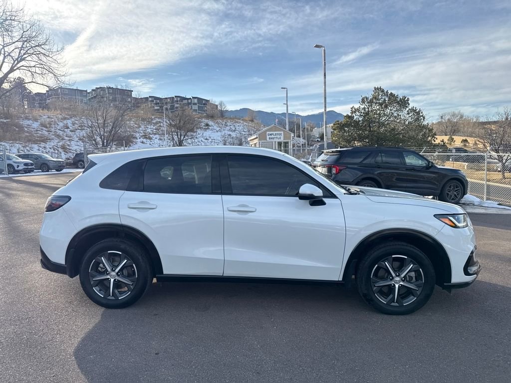 Used 2023 Honda HR-V EX-L image 7