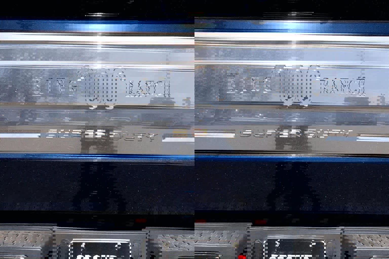 Certified 2025 Ford F450 King Ranch w/ FX4 Off-Road Package image 31