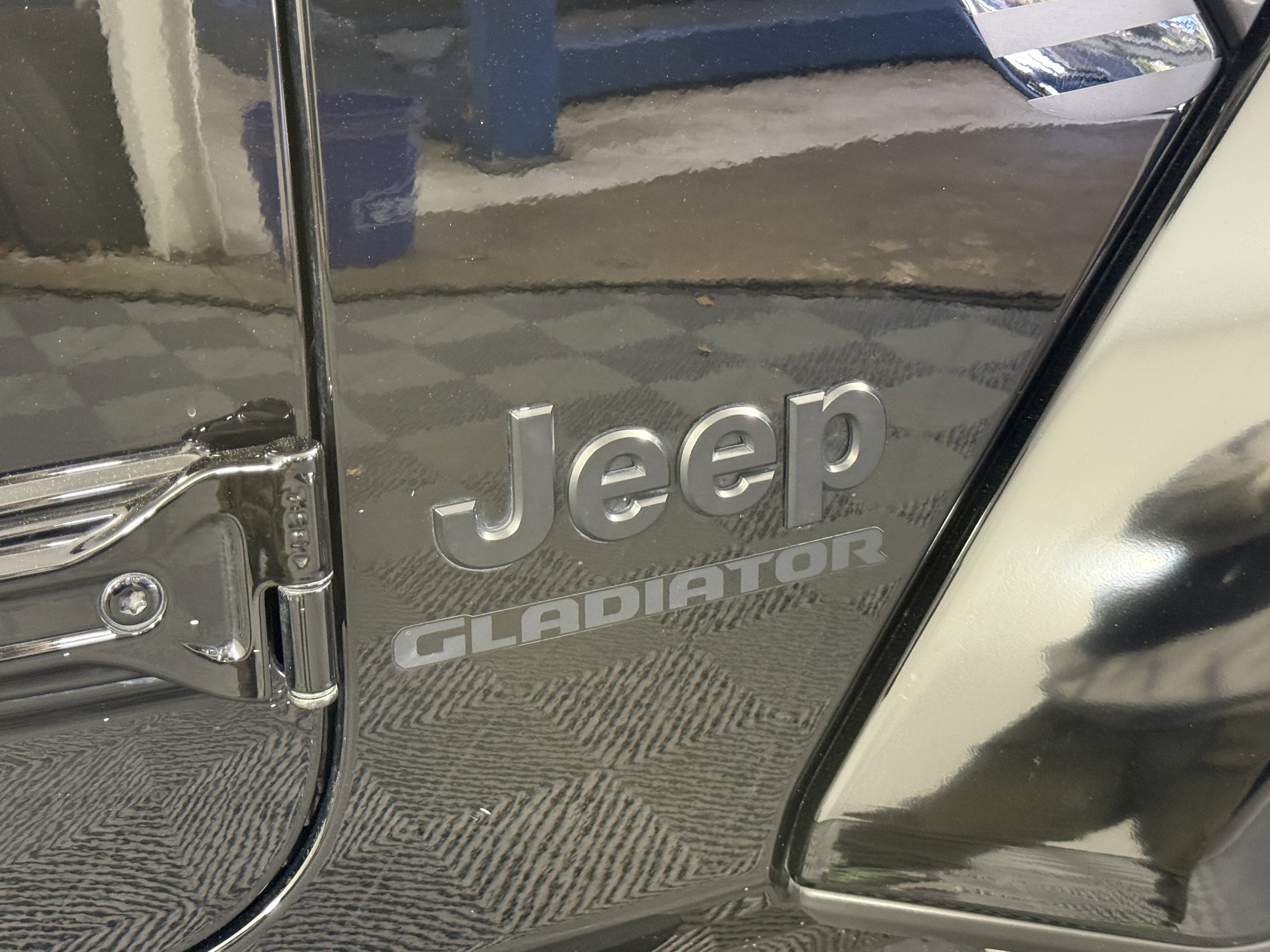 Used 2022 Jeep Gladiator Sport image 9