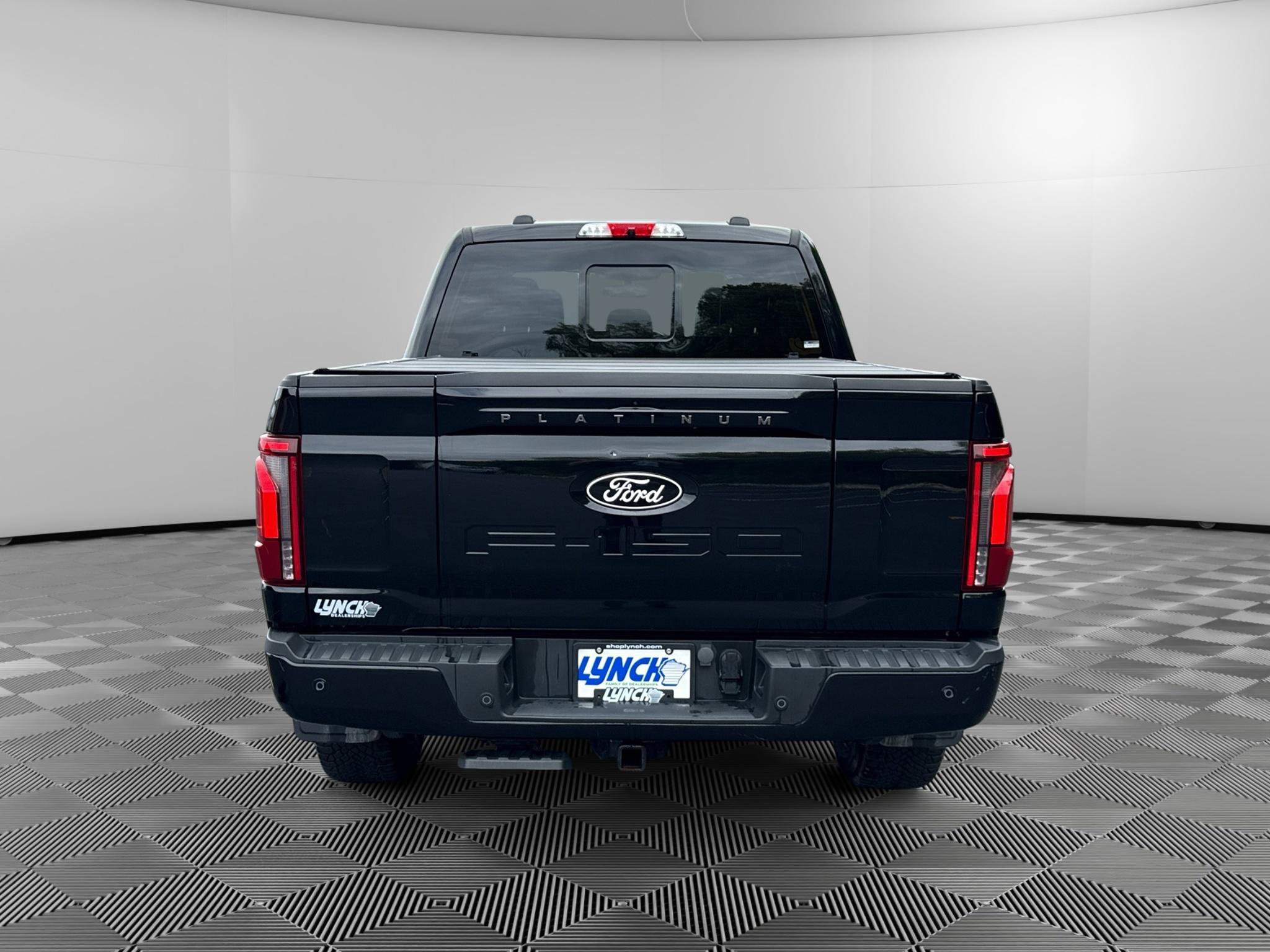 Certified 2025 Ford F150 Platinum w/ FX4 Off-Road Package AWD/4WD image 7