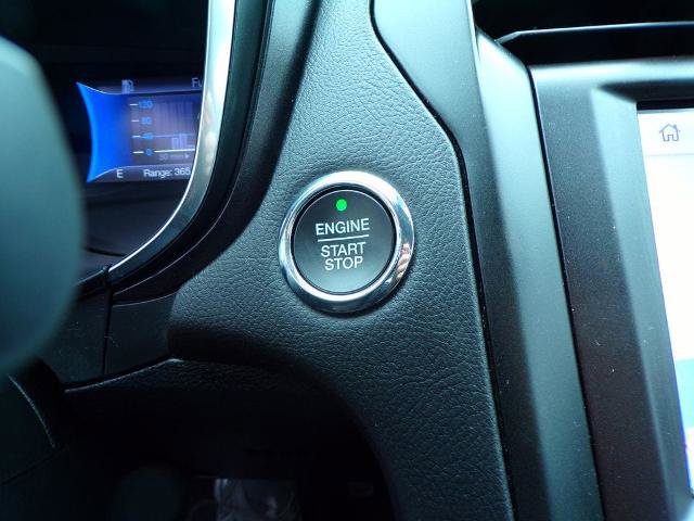 Certified 2020 Ford Fusion Energi Titanium FWD image 25