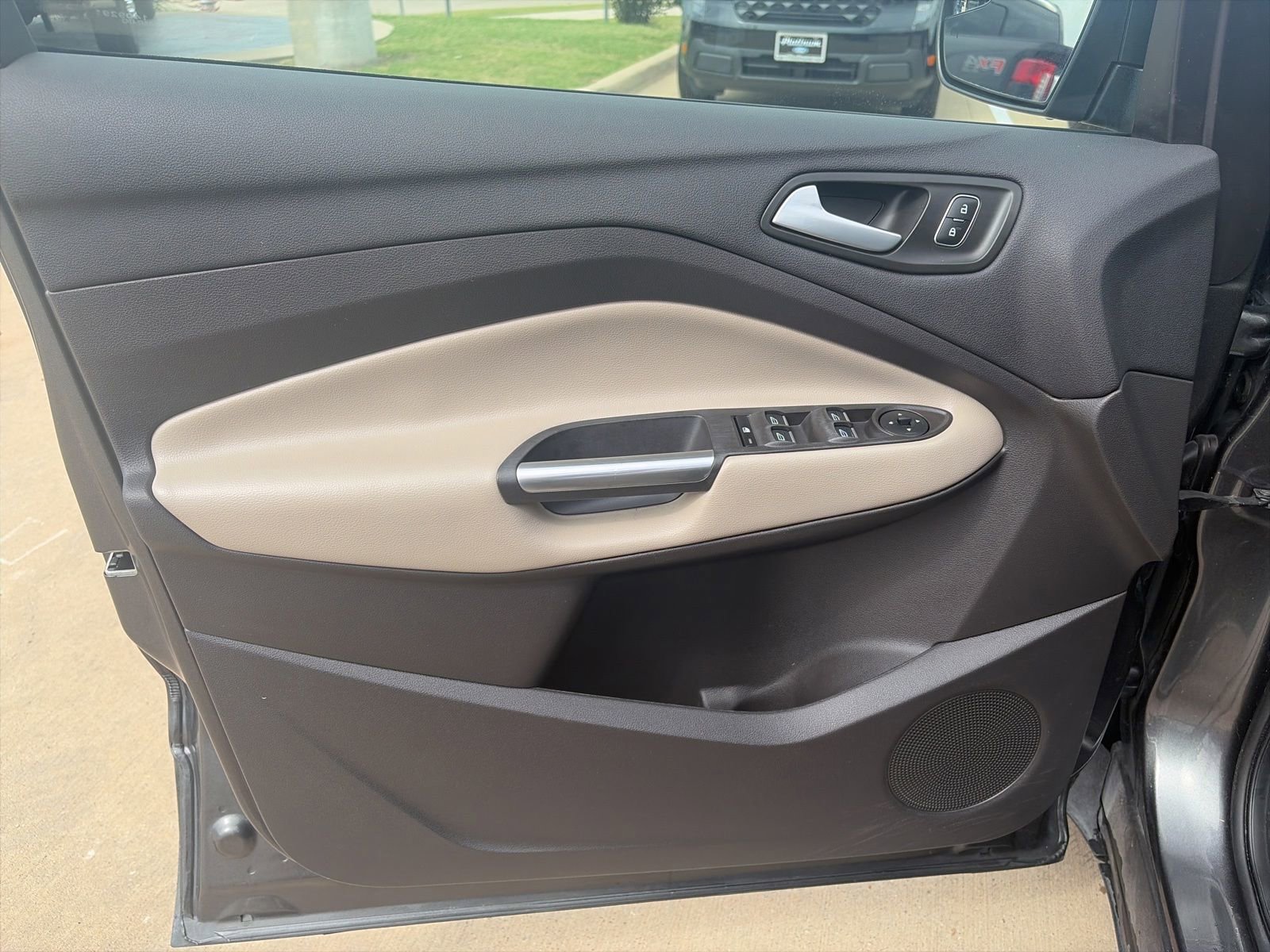 Certified 2019 Ford Escape SEL FWD image 12