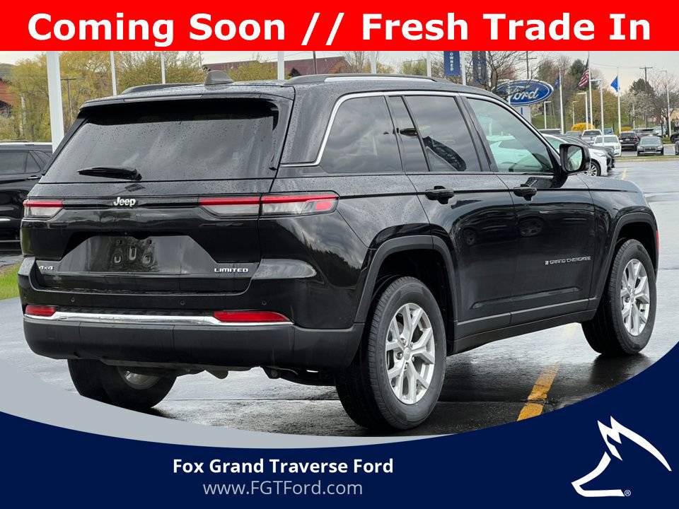 Used 2023 Jeep Grand Cherokee Limited AWD/4WD image 7