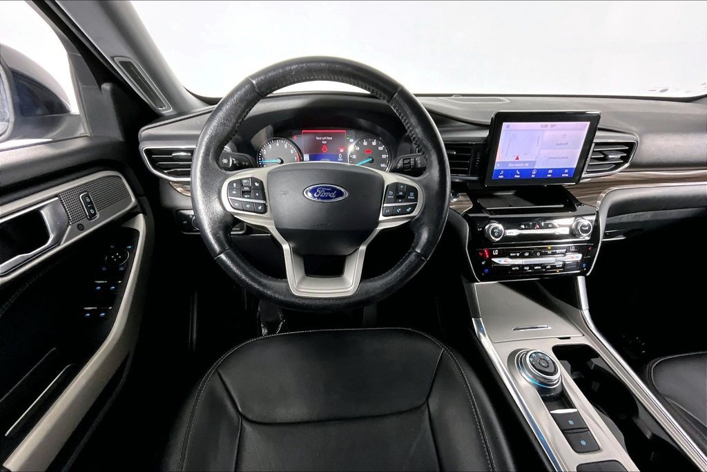 Certified 2021 Ford Explorer Limited RWD image 5