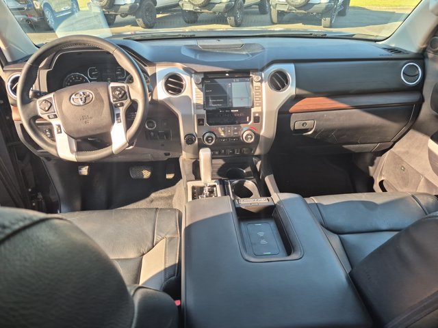 Used 2021 Toyota Tundra Limited w/ Limited Premium Package AWD/4WD image 32