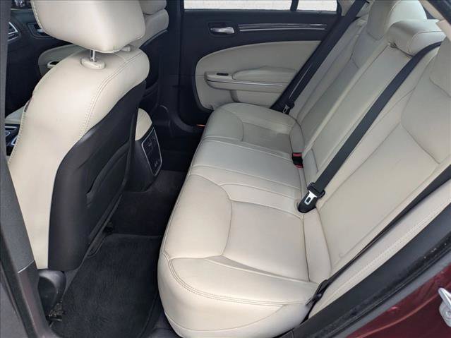 Used 2018 Chrysler 300 Touring L RWD image 20