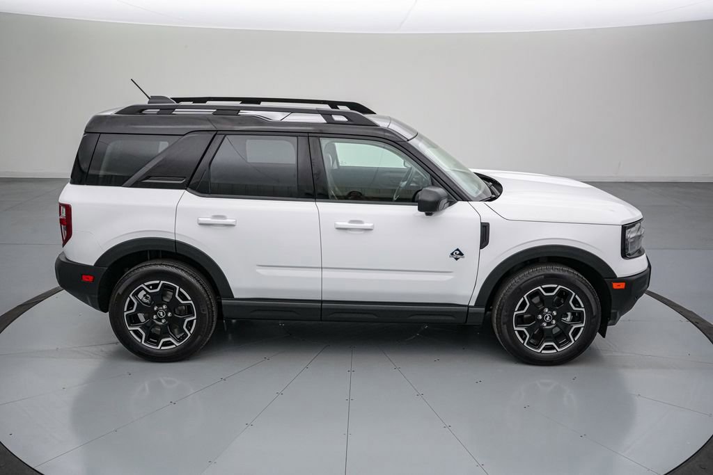 Certified 2025 Ford Bronco Sport Outer Banks w/ Outer Banks Tech Package+ image 6