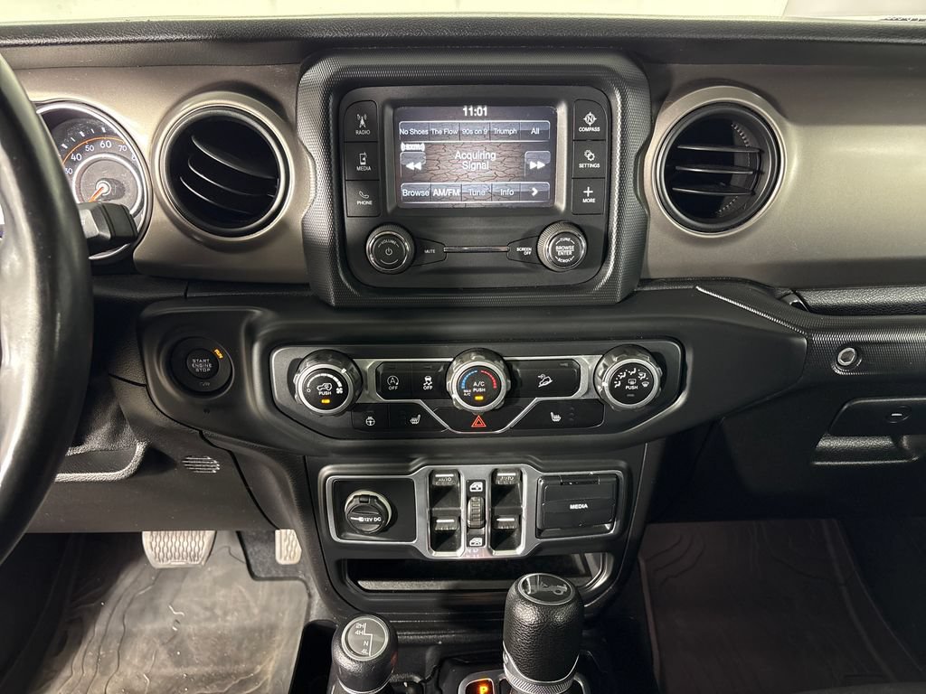 Used 2018 Jeep Wrangler Unlimited Sport S AWD/4WD image 29