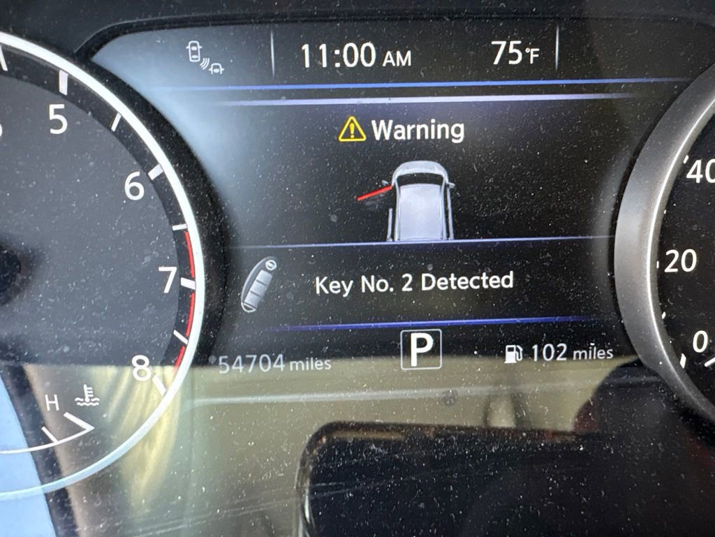 Used 2019 Nissan Murano Platinum w/ Cargo Package FWD image 3
