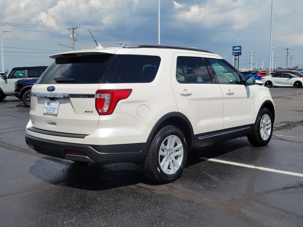 Certified 2019 Ford Explorer XLT w/ Equipment Group 202A AWD/4WD image 4