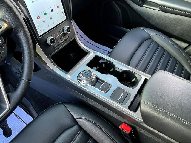 Certified 2024 Ford Edge SEL w/ Convenience Package AWD/4WD image 18