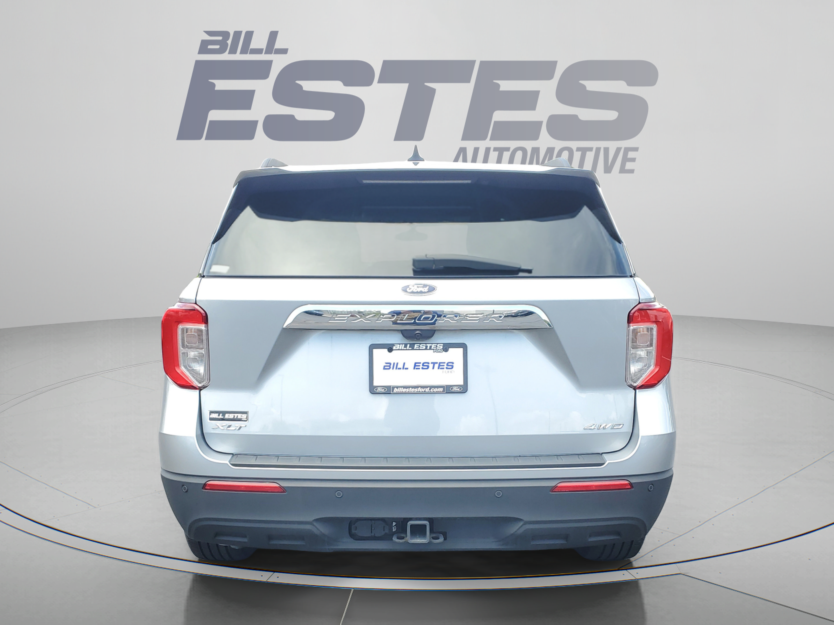 Certified 2023 Ford Explorer XLT w/ Class IV Trailer Tow Package AWD/4WD image 3