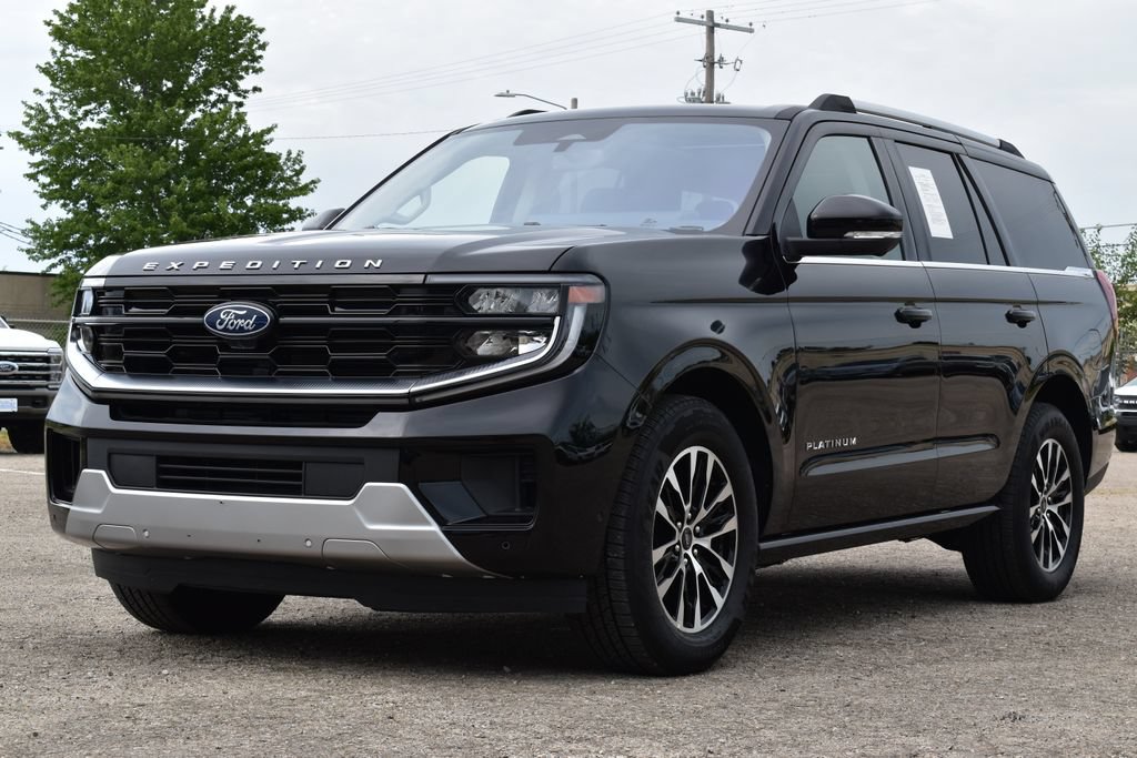 Certified 2025 Ford Expedition Platinum AWD/4WD image 1