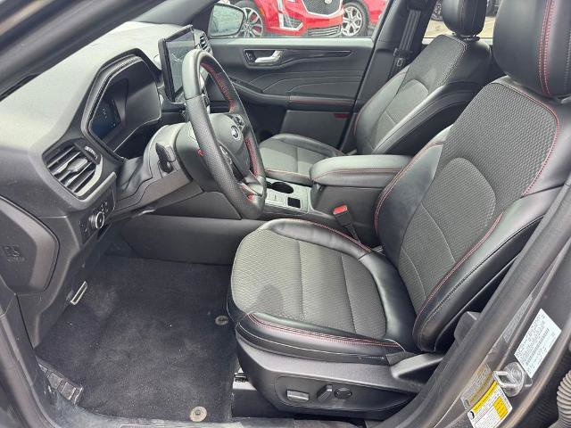 Certified 2023 Ford Escape ST-Line Elite AWD/4WD image 8