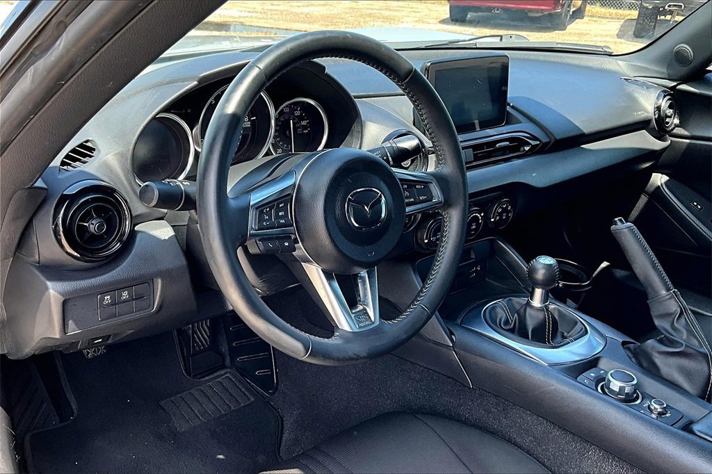Used 2022 MAZDA MX-5 Miata Sport image 12