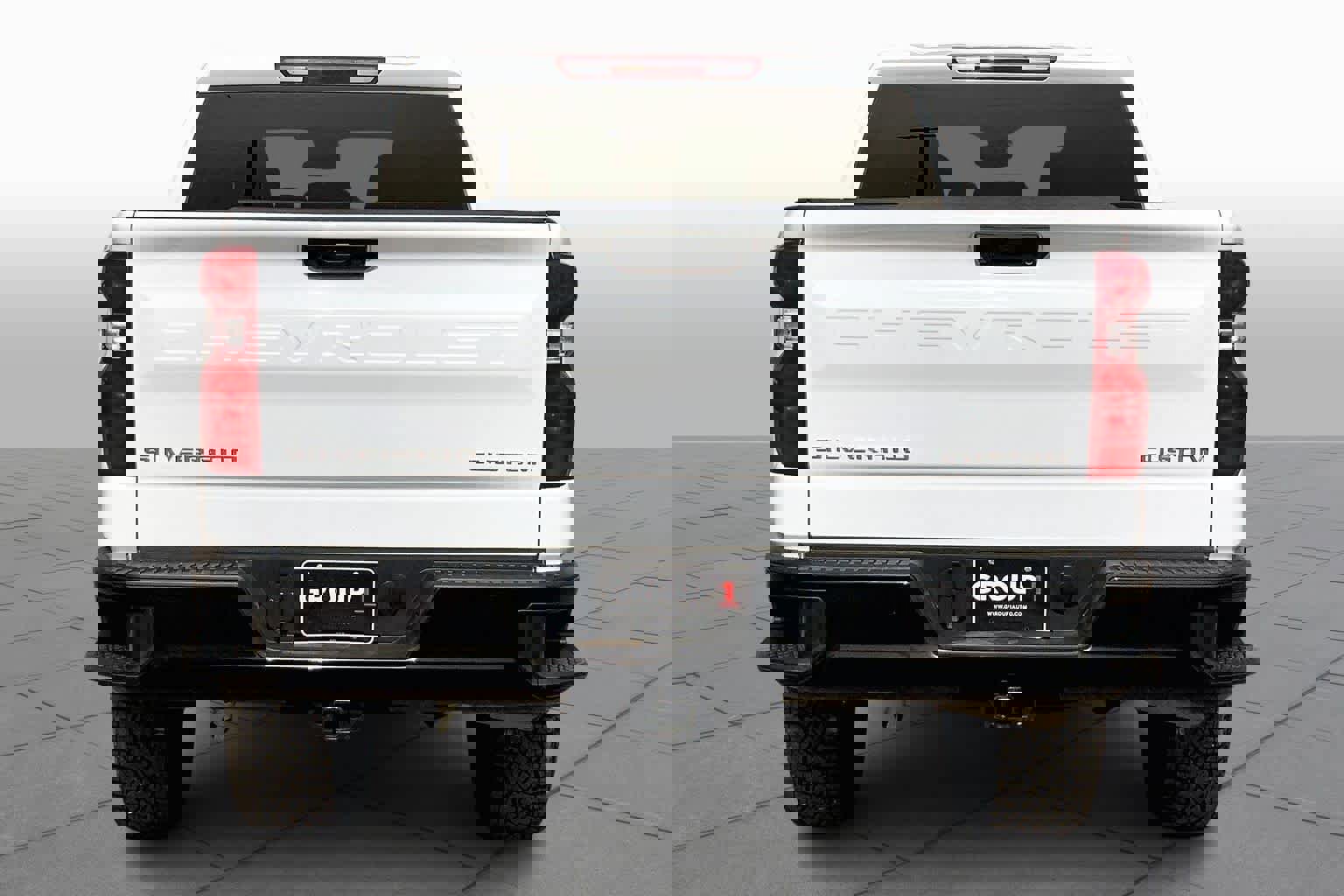 Used 2024 Chevrolet Silverado 1500 Custom Trail Boss image 2